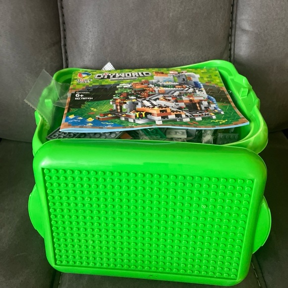 Minecraft The Mountain Cave  MOC 21137P Pcs 2688 - Building Bricks Toy. Complete - Picture 6 of 8